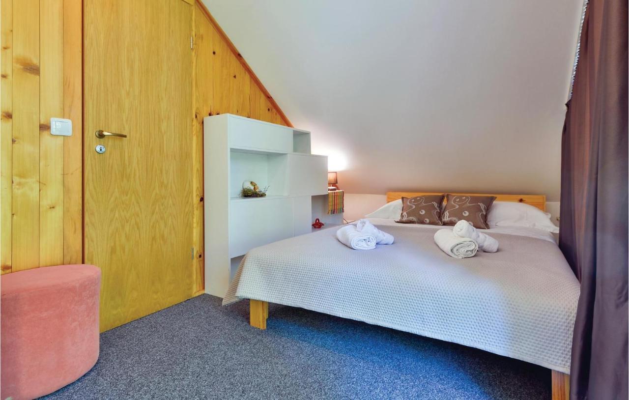 2 Bedroom Gorgeous Home In Trstenik Puscanski Екстериор снимка