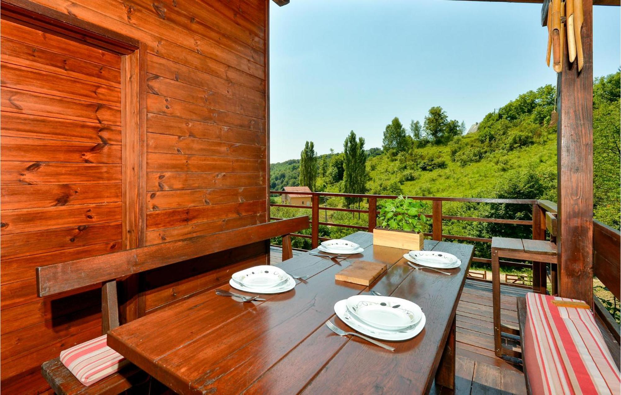 2 Bedroom Gorgeous Home In Trstenik Puscanski Екстериор снимка