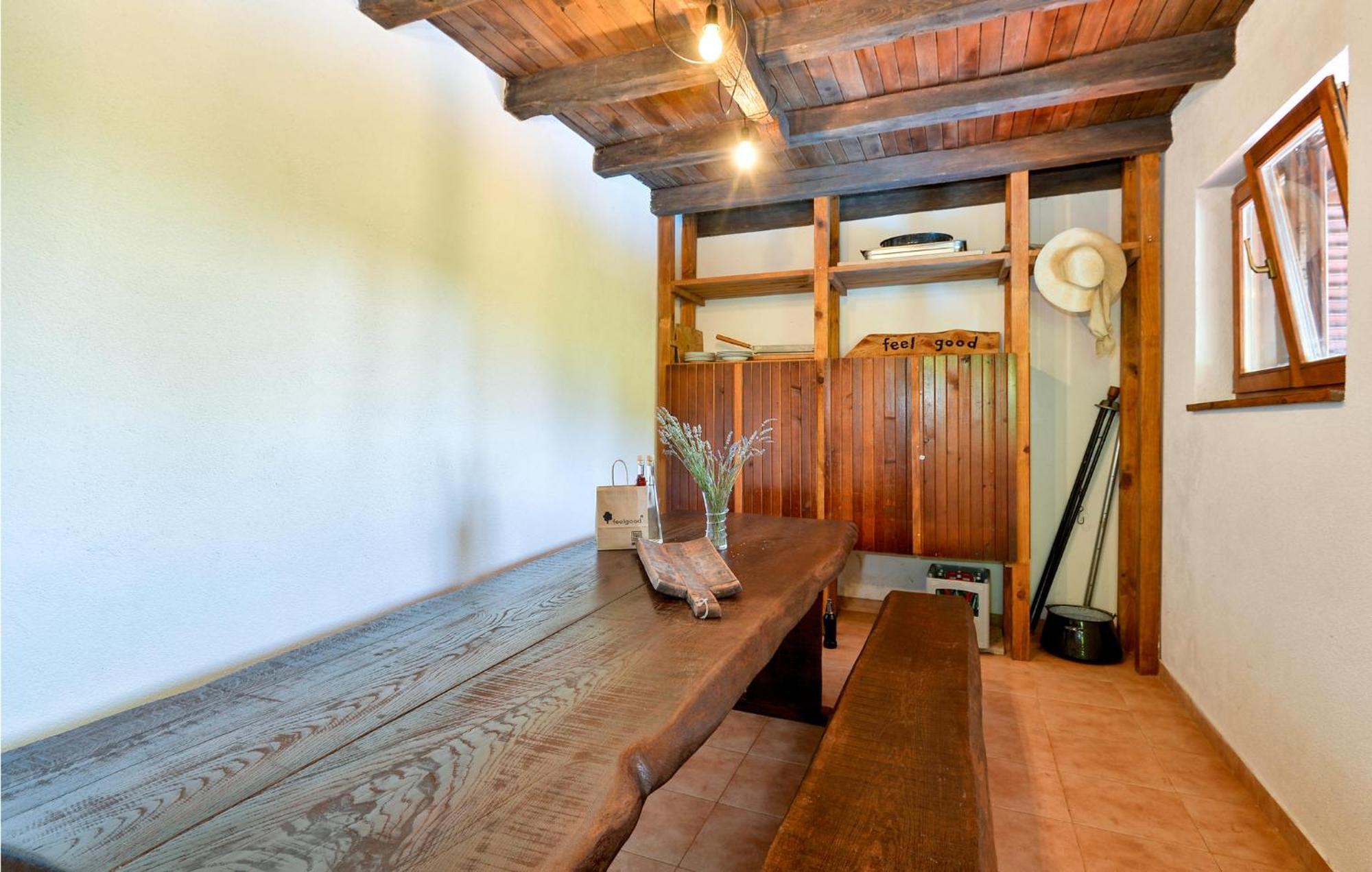 2 Bedroom Gorgeous Home In Trstenik Puscanski Екстериор снимка